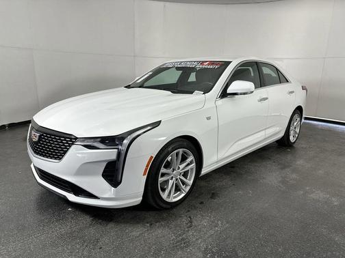 2023 Cadillac CT4 Luxury