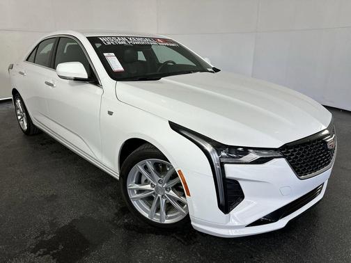 2023 Cadillac CT4 Luxury