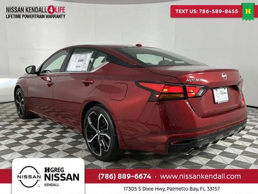 2025 Nissan Altima SR FWD