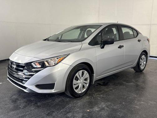 2024 Nissan Versa 1.6 S