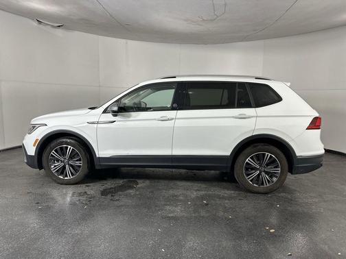 Pure White 2024 Volkswagen Tiguan 2.0T Wolfsburg Edition