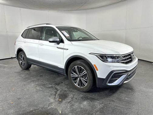 2024 Volkswagen Tiguan 2.0T Wolfsburg Edition