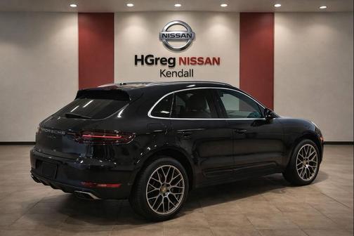 Black 2017 Porsche Macan Macan Turbo