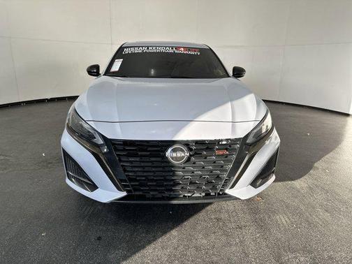 2023 Nissan Altima SR FWD