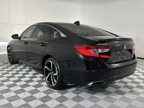 Crystal Black Pearl 2022 Honda Accord Sport 1.5T