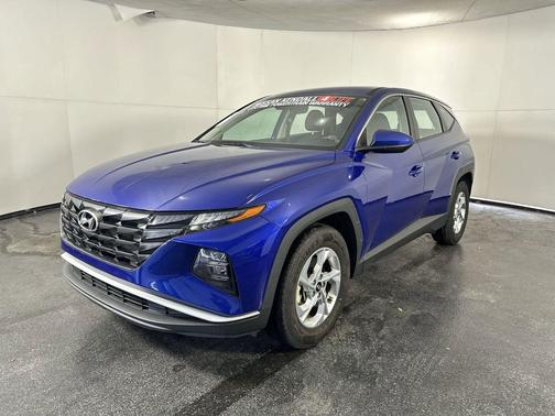 2023 Hyundai TUCSON SE