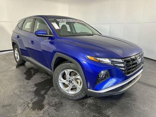 2023 Hyundai TUCSON SE