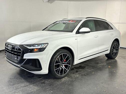 2021 Audi Q8 55 Premium Plus