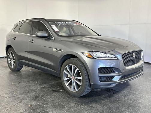 2018 Jaguar F-PACE 25t Prestige