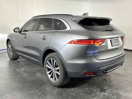 2018 Jaguar F-PACE 25t Prestige