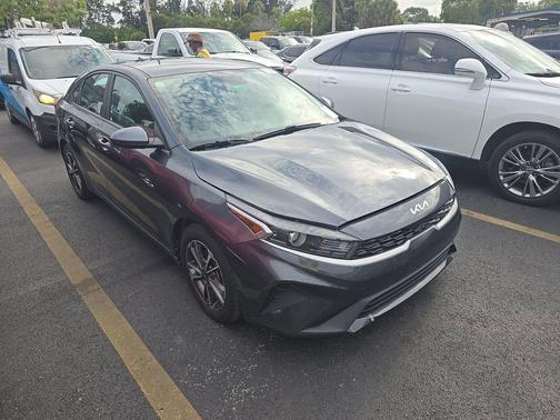 Gray 2022 Kia Forte LXS