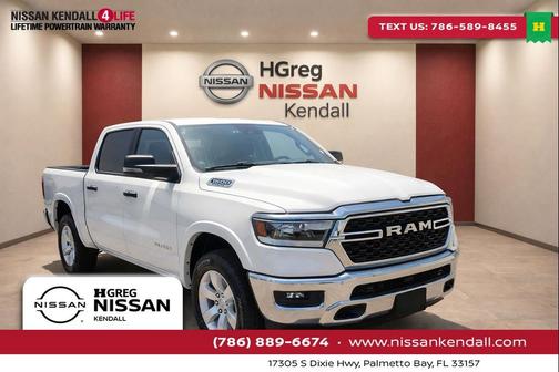 Bright White Clearcoat 2025 RAM 1500 Big Horn/Lone Star