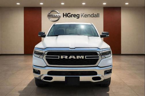 Bright White Clearcoat 2025 RAM 1500 Big Horn/Lone Star