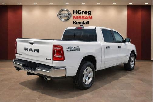 Bright White Clearcoat 2025 RAM 1500 Big Horn/Lone Star