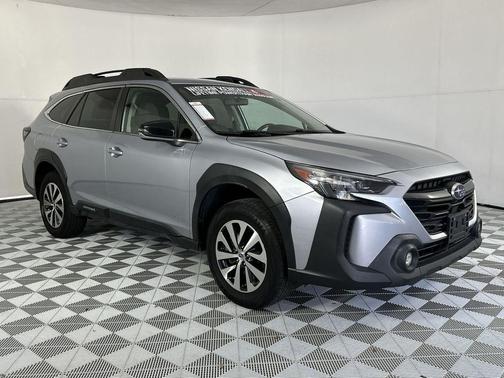 Ice Silver Metallic 2024 Subaru Outback Premium