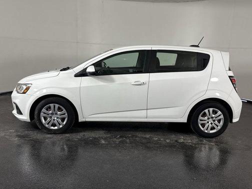 2020 Chevrolet Sonic FWD Hatchback 1FL 5-Door