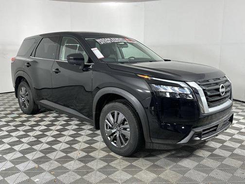 2024 Nissan Pathfinder S FWD
