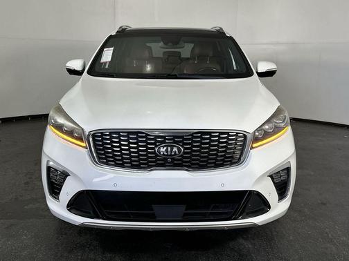 Snow White Pearl 2019 Kia Sorento SX