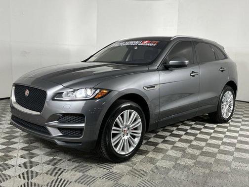 2018 Jaguar F-PACE 25t Premium