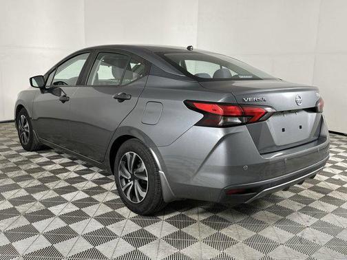 2020 Nissan Versa 1.6 S