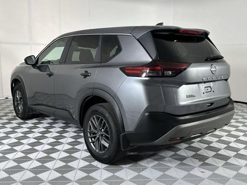 Gun Metallic 2023 Nissan Rogue S
