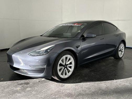 2022 Tesla Model 3 Standard Range