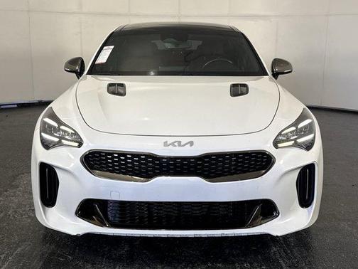 2023 Kia Stinger GT-Line