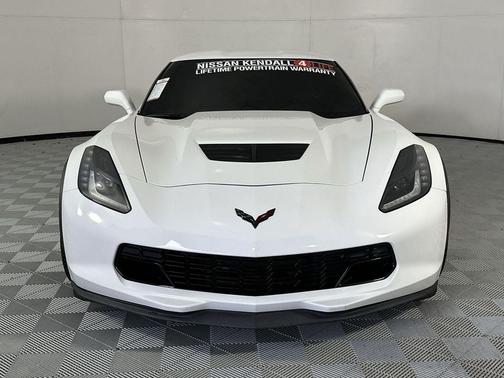 Arctic White 2017 Chevrolet Corvette Z06