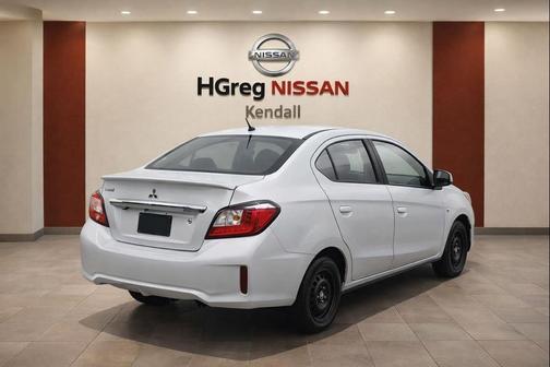 White Diamond 2024 Mitsubishi Mirage G4 LE