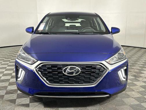2020 Hyundai IONIQ Hybrid SE
