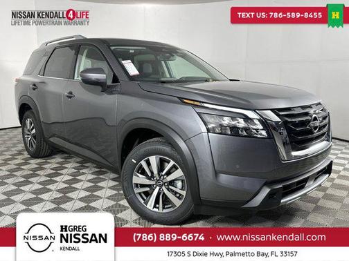 2025 Nissan Pathfinder SL FWD