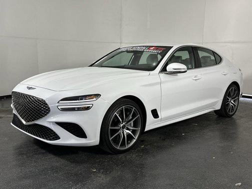 2025 Genesis G70 2.5T RWD