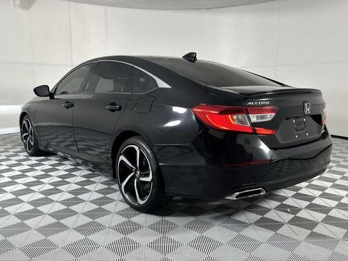 Crystal Black Pearl 2022 Honda Accord Sport 1.5T