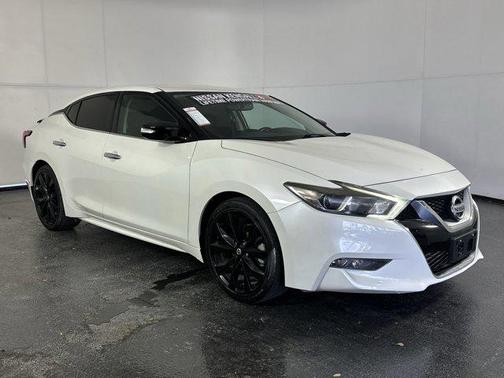 2017 Nissan Maxima 3.5 SR
