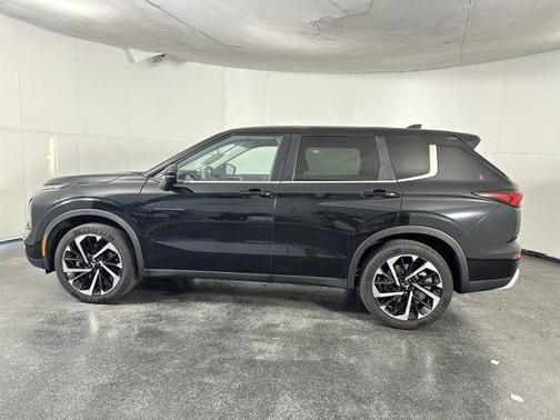 2022 Mitsubishi Outlander SE 2.5 2WD