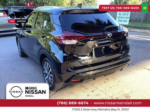 2022 Nissan Kicks SV