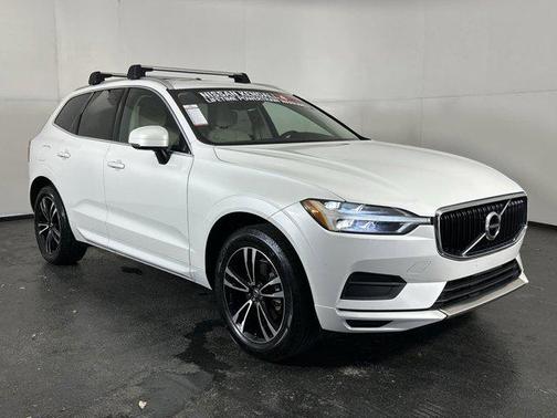 2018 Volvo XC60 T5 Momentum