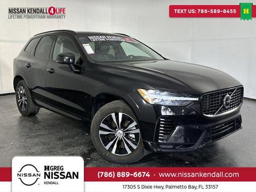 2024 Volvo XC60 Recharge Plug-In Hybrid T8 Core Dark Theme