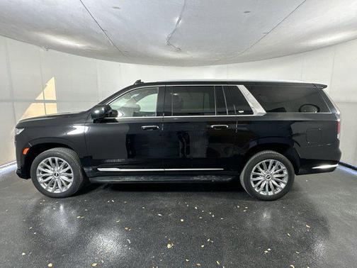 2023 Cadillac Escalade ESV Premium Luxury