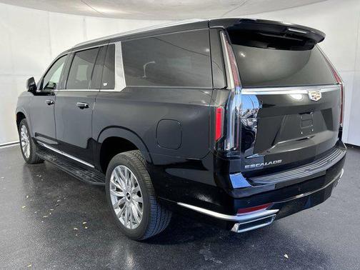 2023 Cadillac Escalade ESV Premium Luxury