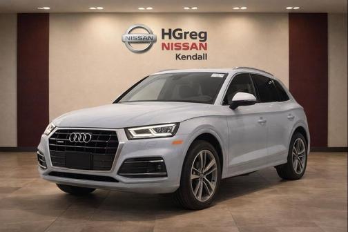 Florett Silver Metallic 2019 Audi Q5 2.0T Premium Plus