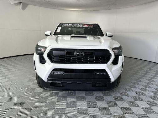 Ice Cap 2025 Toyota Tacoma TRD Sport
