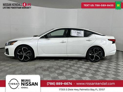 2025 Nissan Altima SR FWD