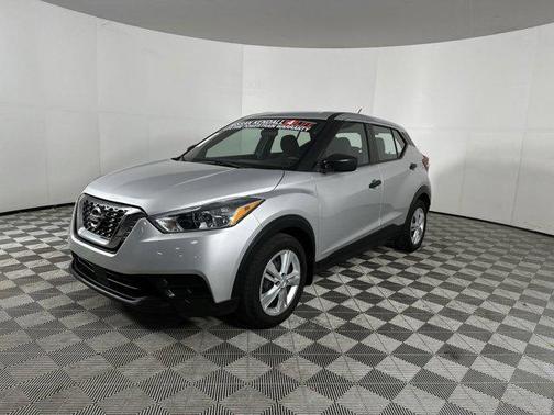 2020 Nissan Kicks S