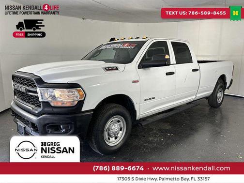 2022 RAM 2500 Tradesman Crew Cab 4x2 8' Box