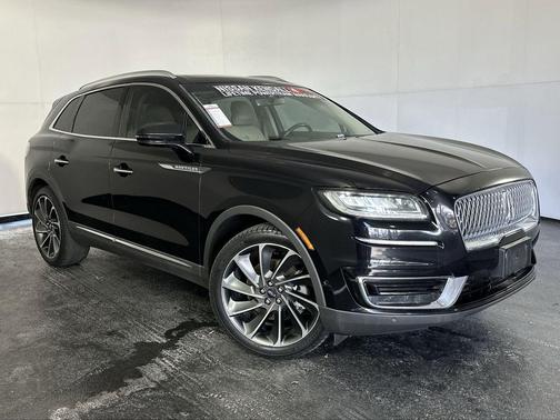 2019 Lincoln Nautilus Reserve