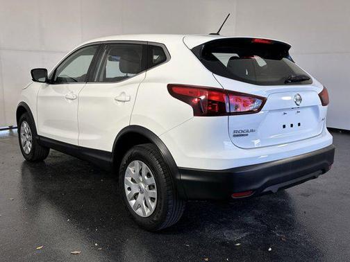 2018 Nissan Rogue Sport S