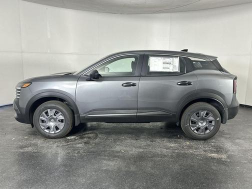 Gun Metallic 2026 Nissan Kicks S
