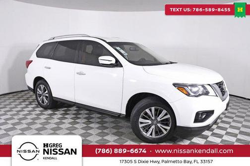 Glacier White 2017 Nissan Pathfinder SV