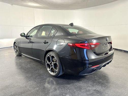 2022 Alfa Romeo Giulia Ti